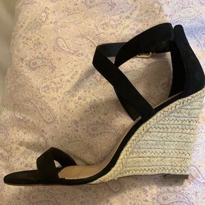Genova Crisscross Espadrille Wedge in Black
